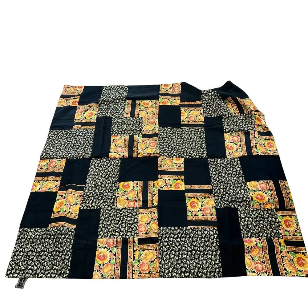 April Cornell reversible patchwork quilted sun flower tablecloth throw